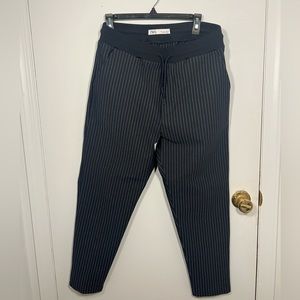 Zara Man. USA Lg drawstring crop pant